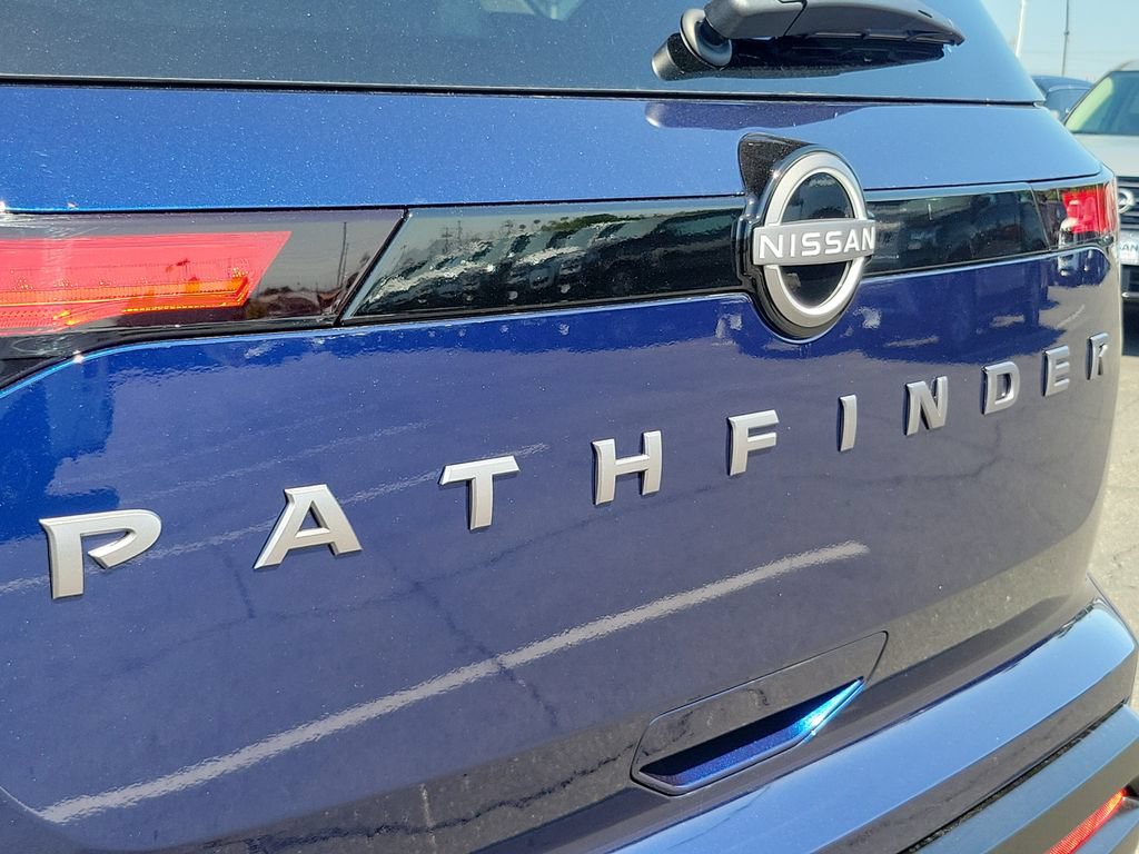 New 2026 Nissan Pathfinder SV FWD image 18
