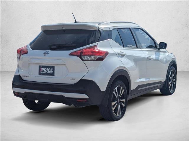 Used 2020 Nissan Kicks SR w/ SR Premium Package FWD image 5