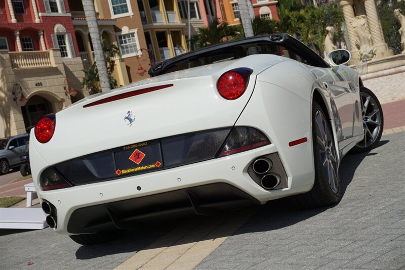 Used 2014 Ferrari California RWD image 67