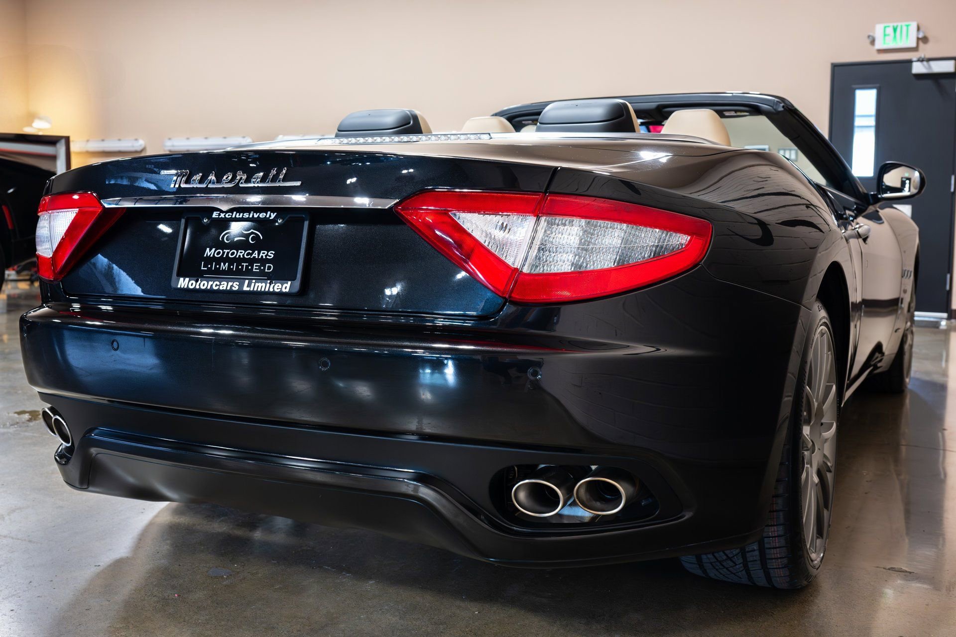 Used 2014 Maserati GranTurismo Convertible image 12