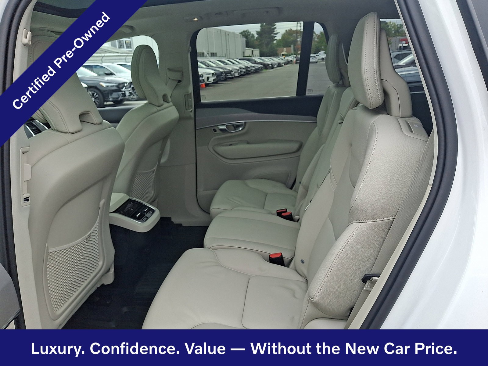 Certified 2025 Volvo XC90 B5 Core w/ Climate Package AWD/4WD image 11