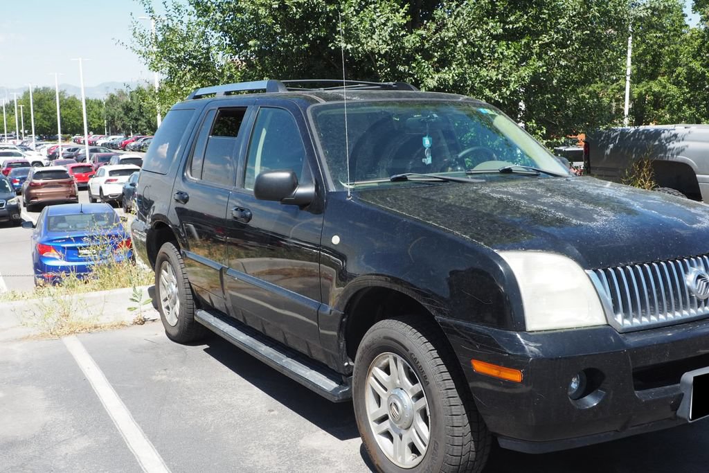 Used 2005 Mercury Mountaineer AWD image 1