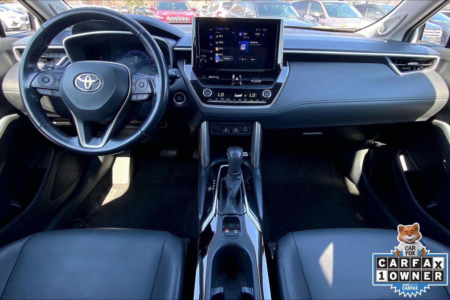 Used 2023 Toyota Corolla Cross XLE w/ Convenience Package image 16