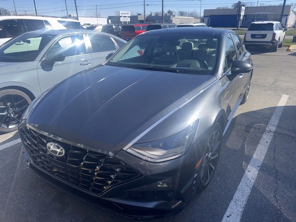 Used 2022 Hyundai Sonata Limited image 1