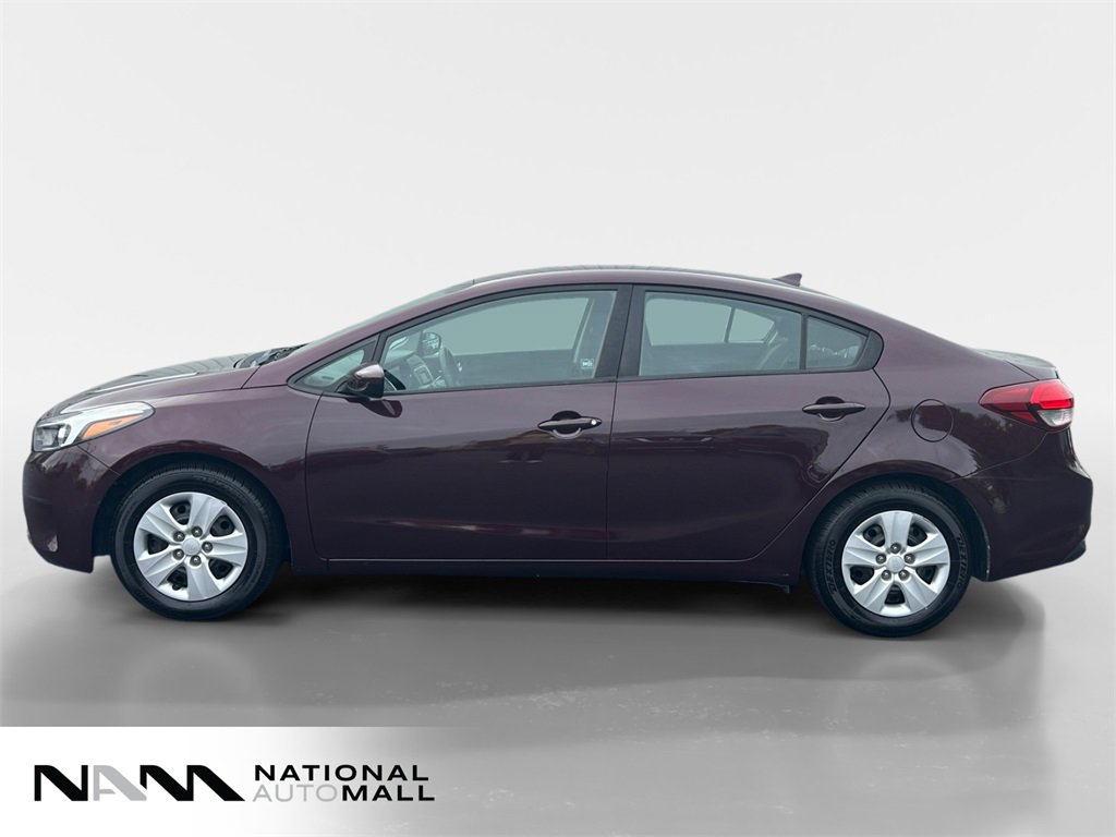 Used 2018 Kia Forte LX image 2