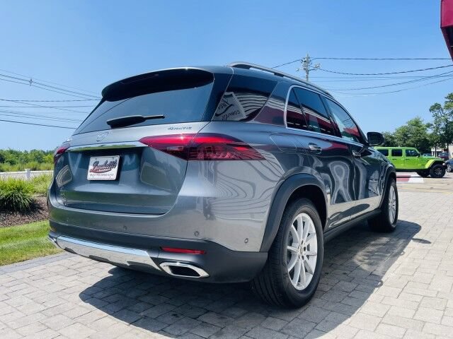 Used 2024 Mercedes-Benz GLE 350 4MATIC w/ 3rd Row Seat Package image 5