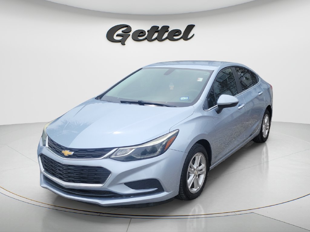 Used 2017 Chevrolet Cruze LT