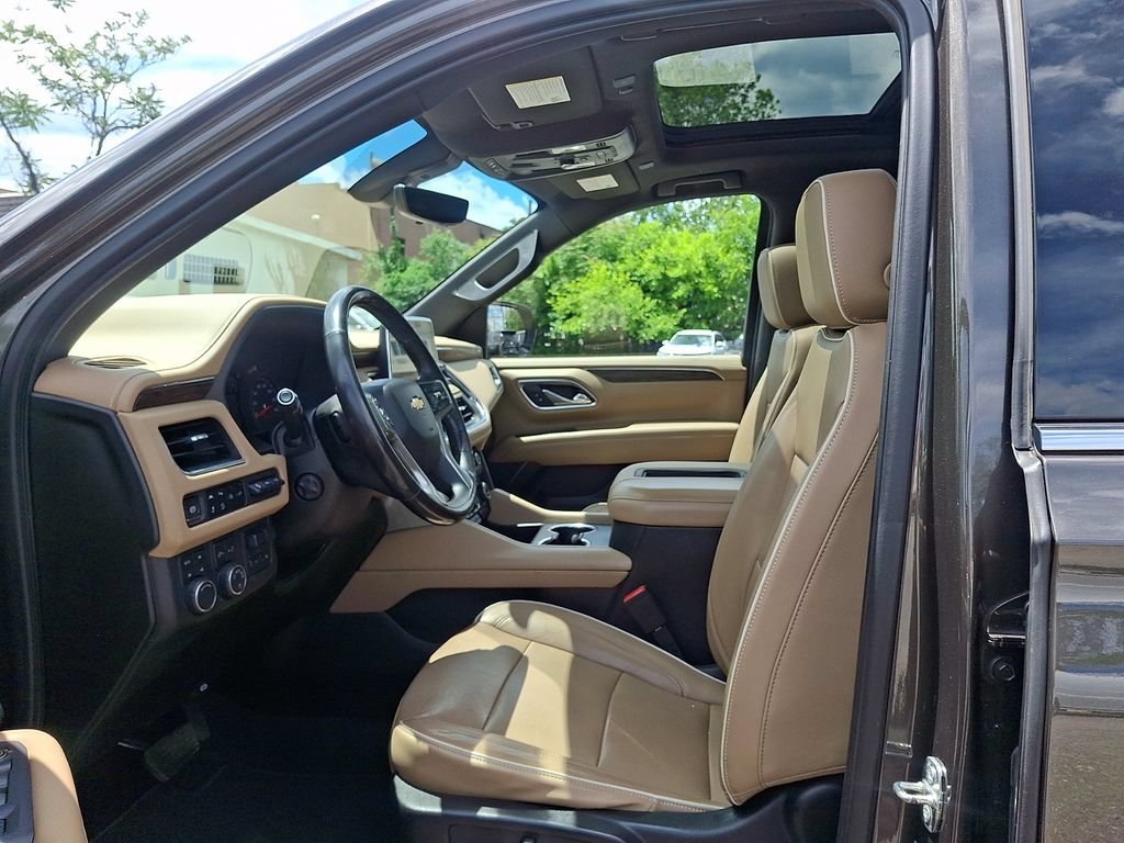 Certified 2021 Chevrolet Tahoe Premier w/ Premium Package AWD/4WD image 12
