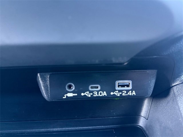 Used 2025 Subaru Crosstrek 2.5i Limited w/ Crosstrek Mirror Package image 11