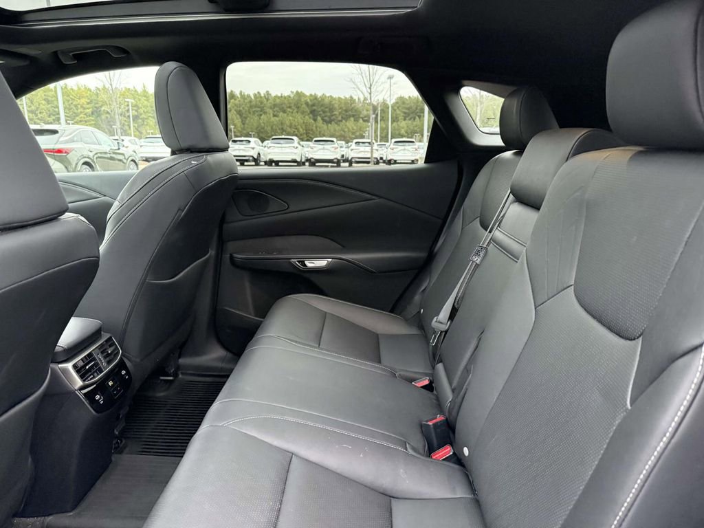 Used 2023 Lexus RX 350 image 17