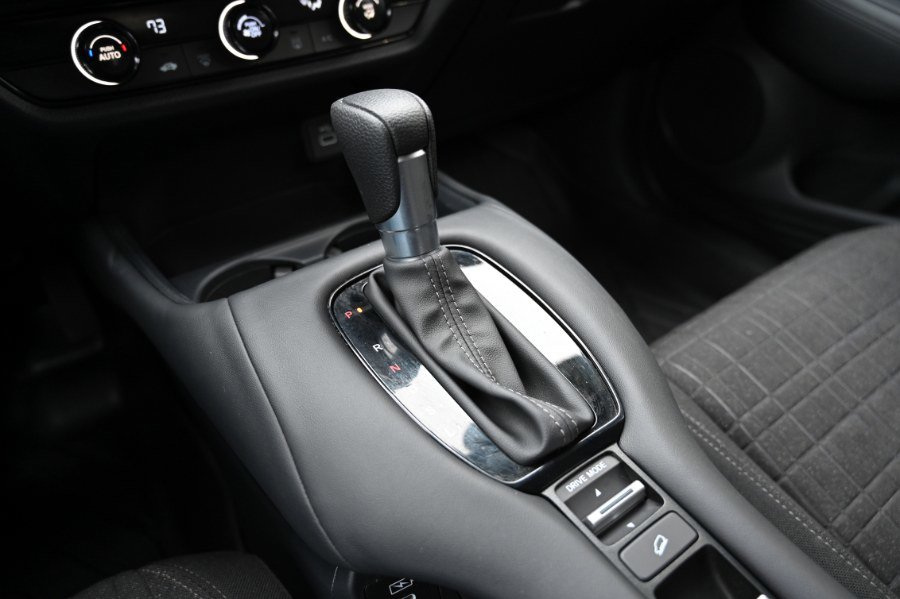 Used 2024 Honda HR-V LX image 23