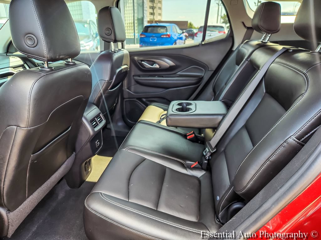 Used 2022 GMC Terrain SLT w/ Infotainment Package II FWD image 9