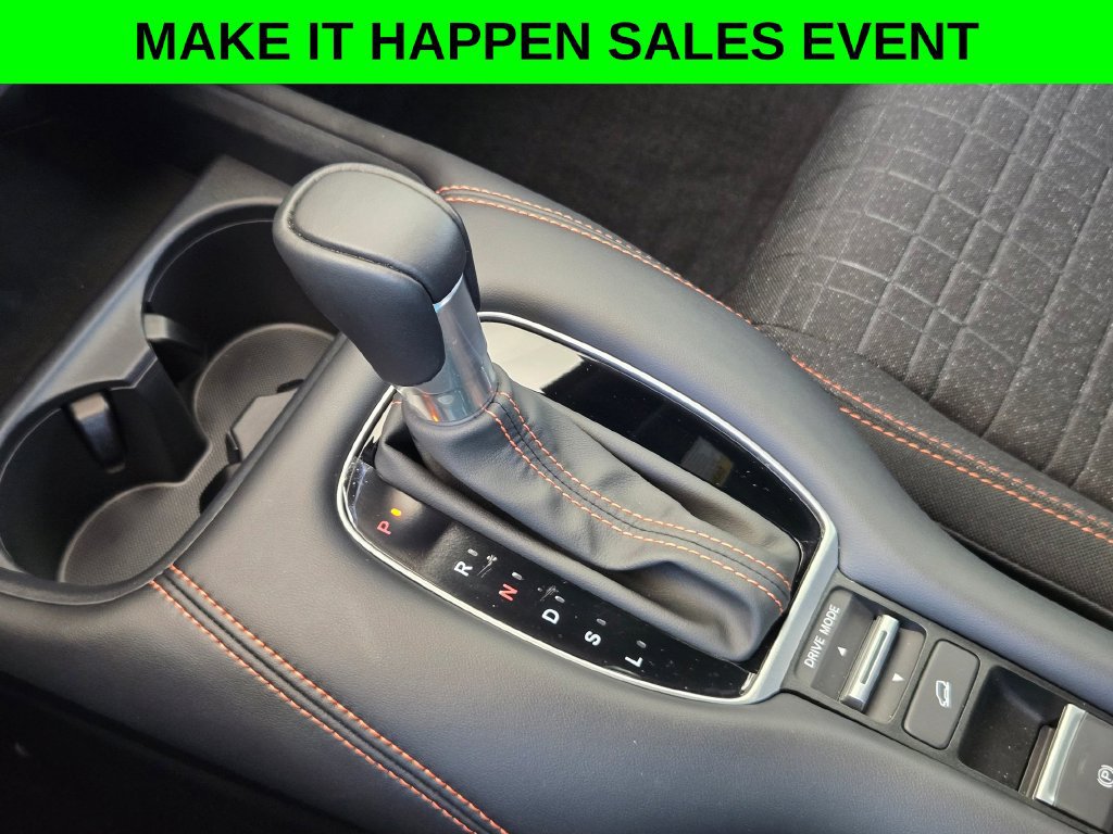 Used 2025 Honda HR-V Sport image 18