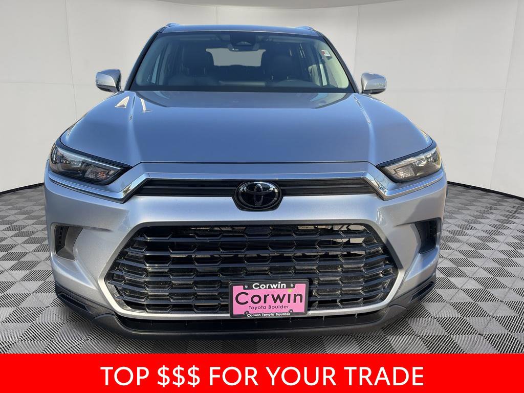 Used 2025 Toyota Grand Highlander AWD image 2