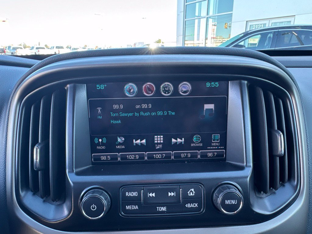 Used 2016 Chevrolet Colorado Z71 AWD/4WD image 23