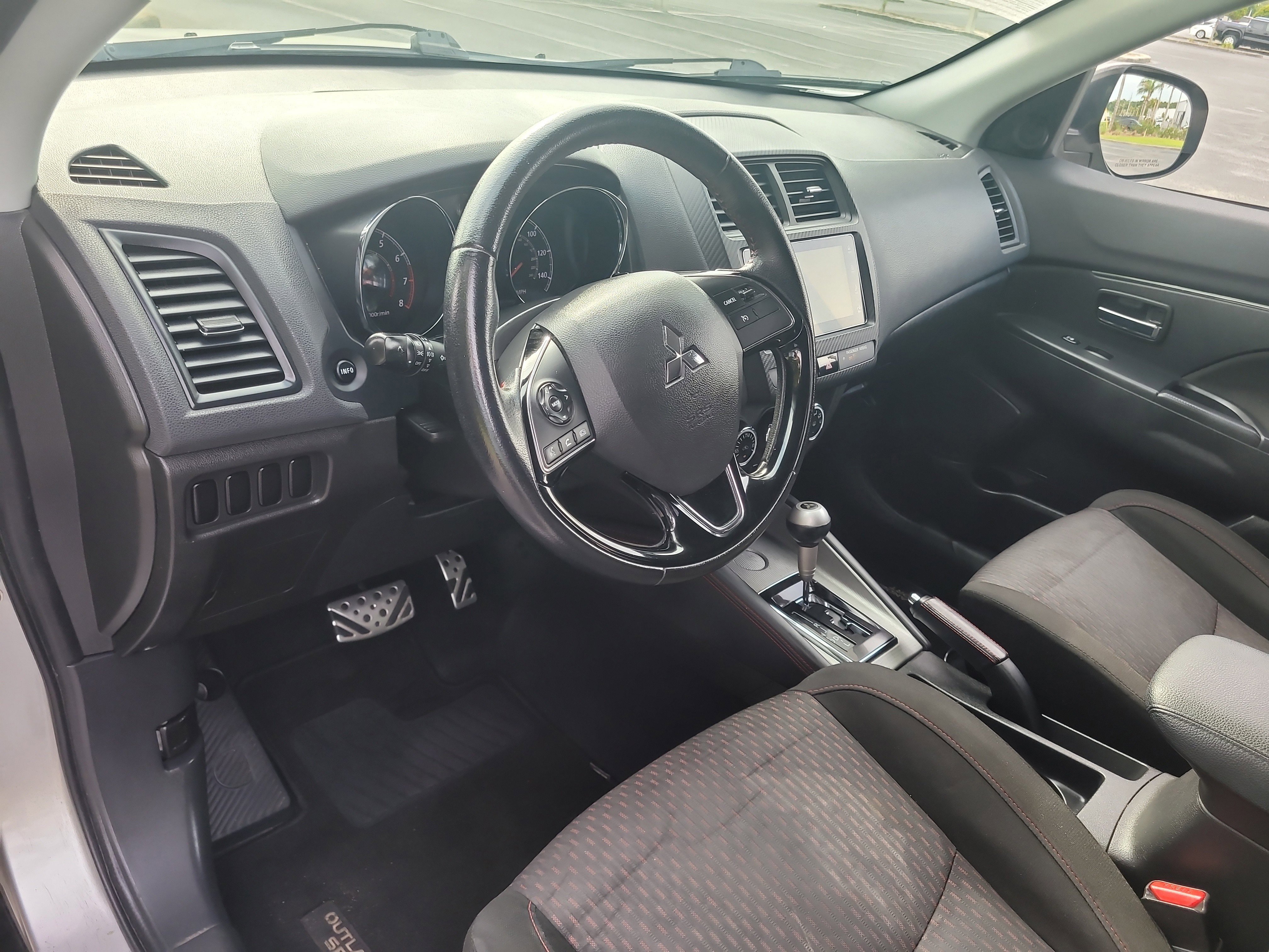 Used 2019 Mitsubishi Outlander Sport ES FWD image 20