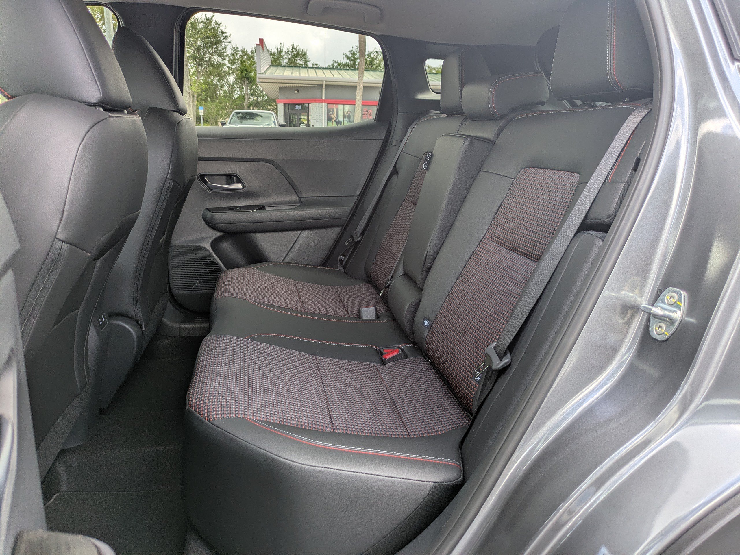 New 2026 Nissan Kicks SR FWD image 14