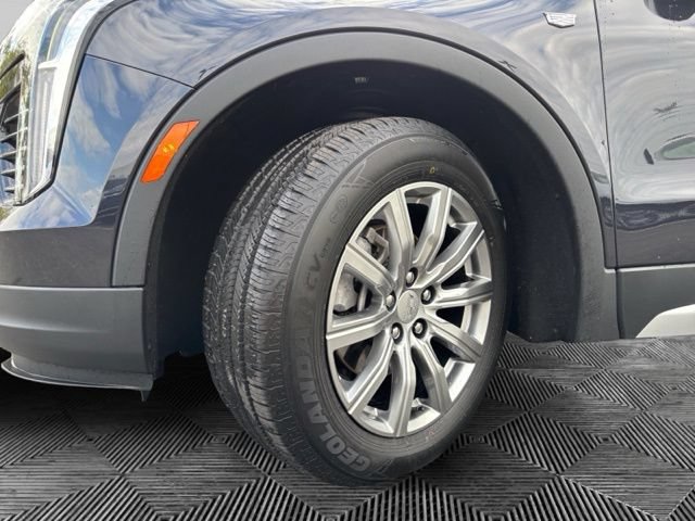 Used 2023 Cadillac XT4 Premium Luxury w/ Driver Assist Package AWD/4WD image 29