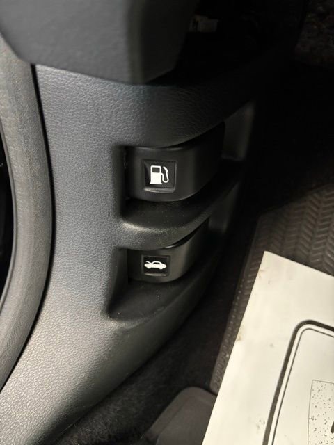 Used 2018 Honda CR-V LX image 19