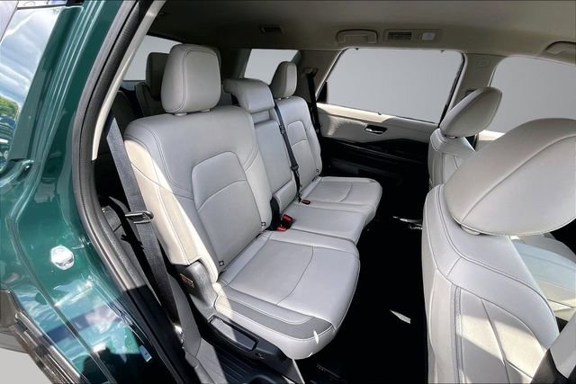 Certified 2025 Nissan Pathfinder SL FWD image 25