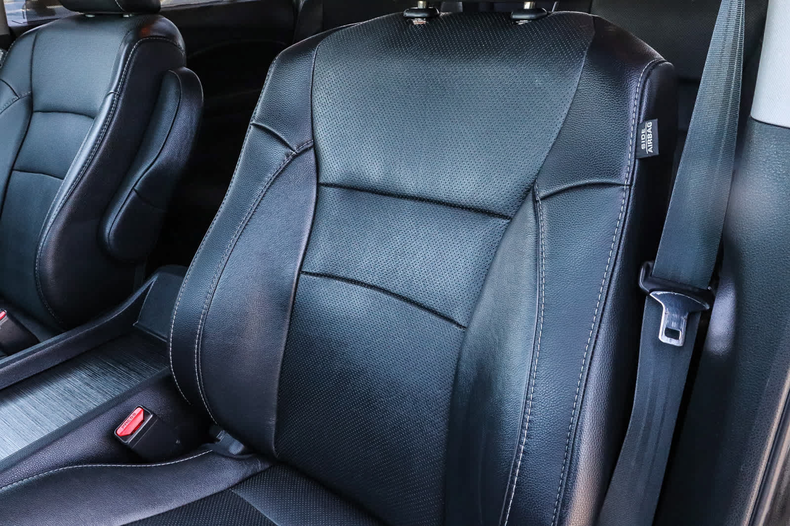 Used 2019 Honda Pilot Elite image 40