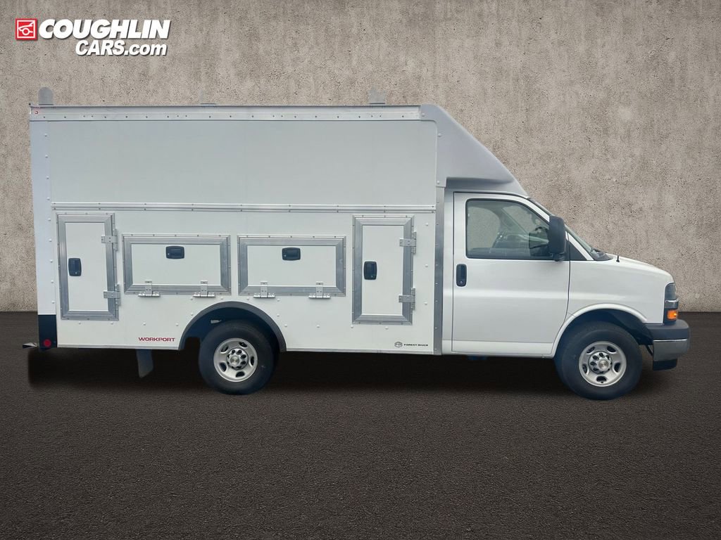 New 2025 Chevrolet Express 3500 w/ Power Convenience Package RWD image 1