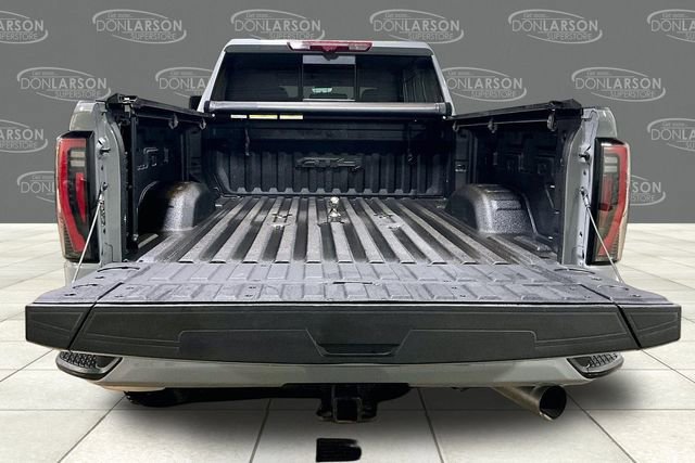 Used 2024 GMC Sierra 2500 AT4 w/ Technology Package image 9