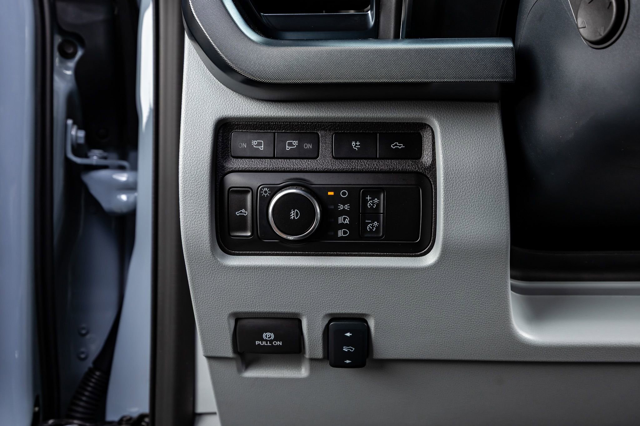 Used 2024 Ford F250 Limited w/ FX4 Off-Road Package image 22