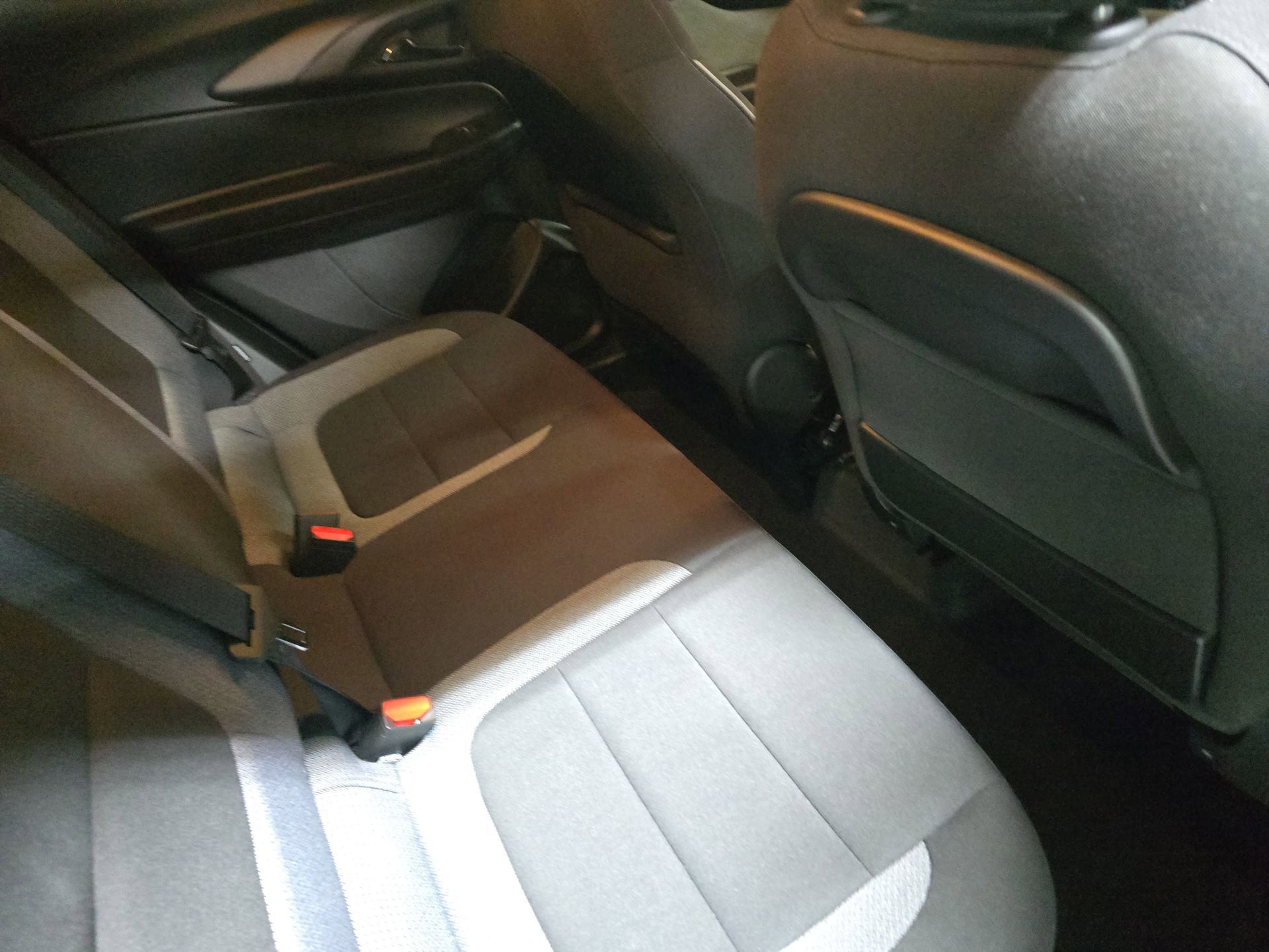 Used 2024 Chevrolet TrailBlazer LT w/ LT Cold Weather Package FWD image 11