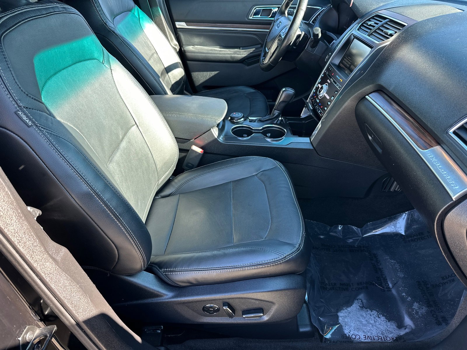 Used 2016 Ford Explorer Limited w/ Equipment Group 303A image 13