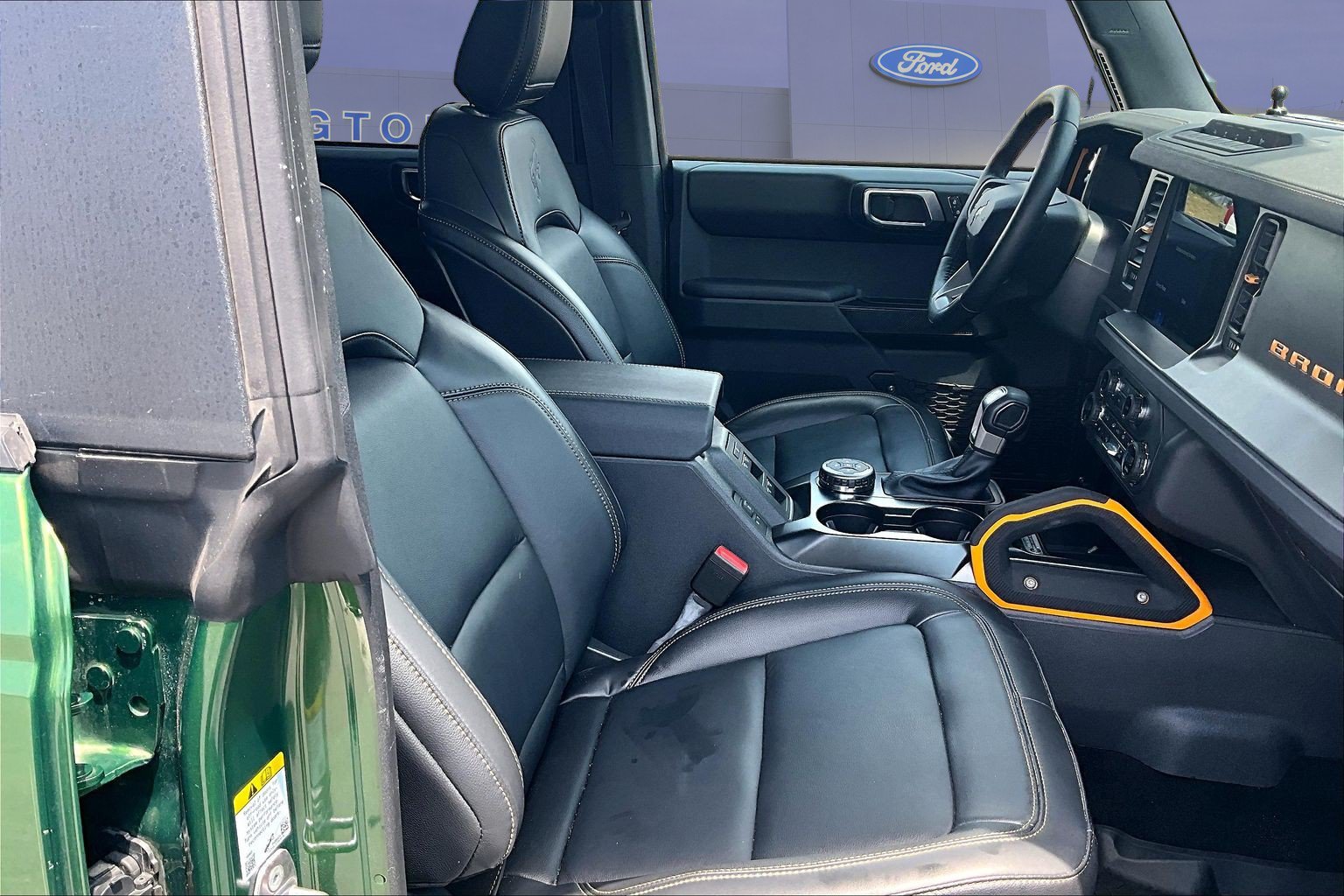 Used 2025 Ford Bronco Badlands AWD/4WD image 29