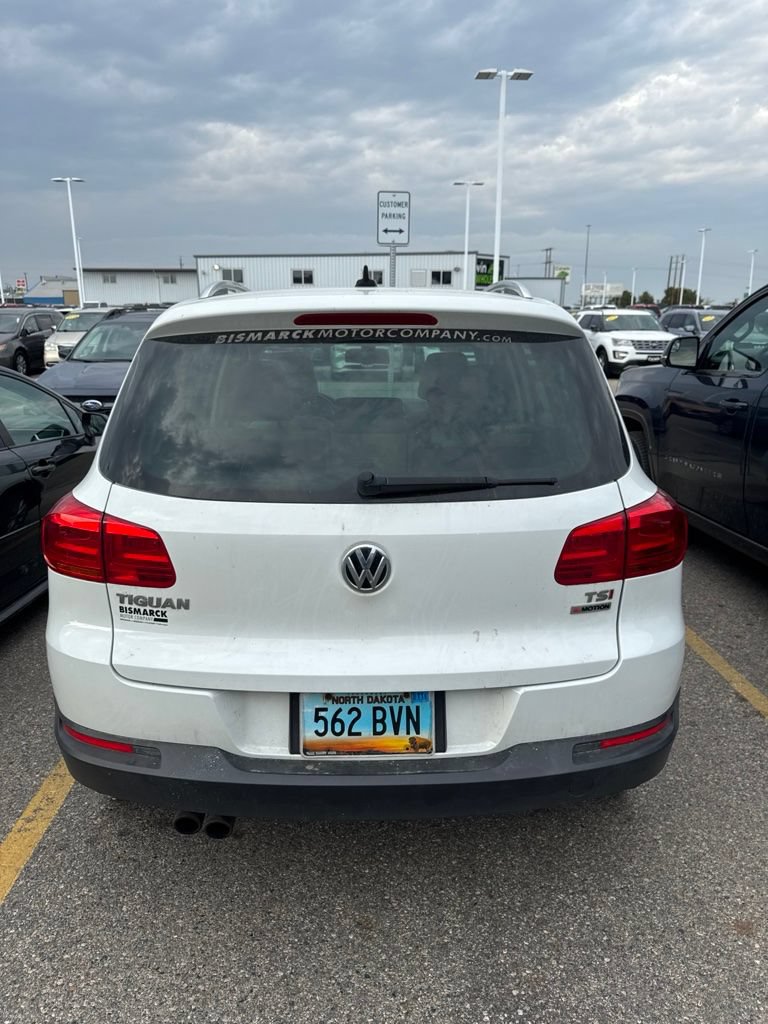 Used 2017 Volkswagen Tiguan Wolfsburg Edition AWD/4WD image 9