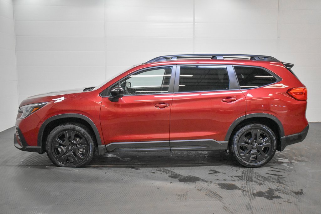 Used 2025 Subaru Ascent Bronze Edition image 4