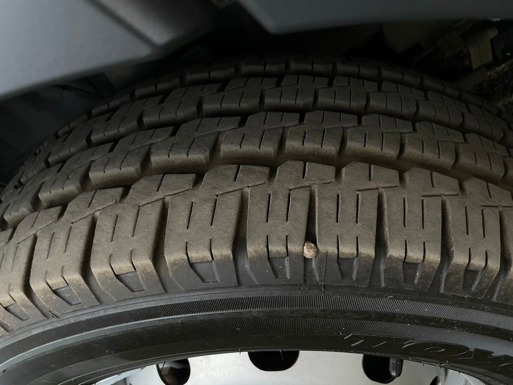 Used 2017 Ford Transit 150 XL image 11