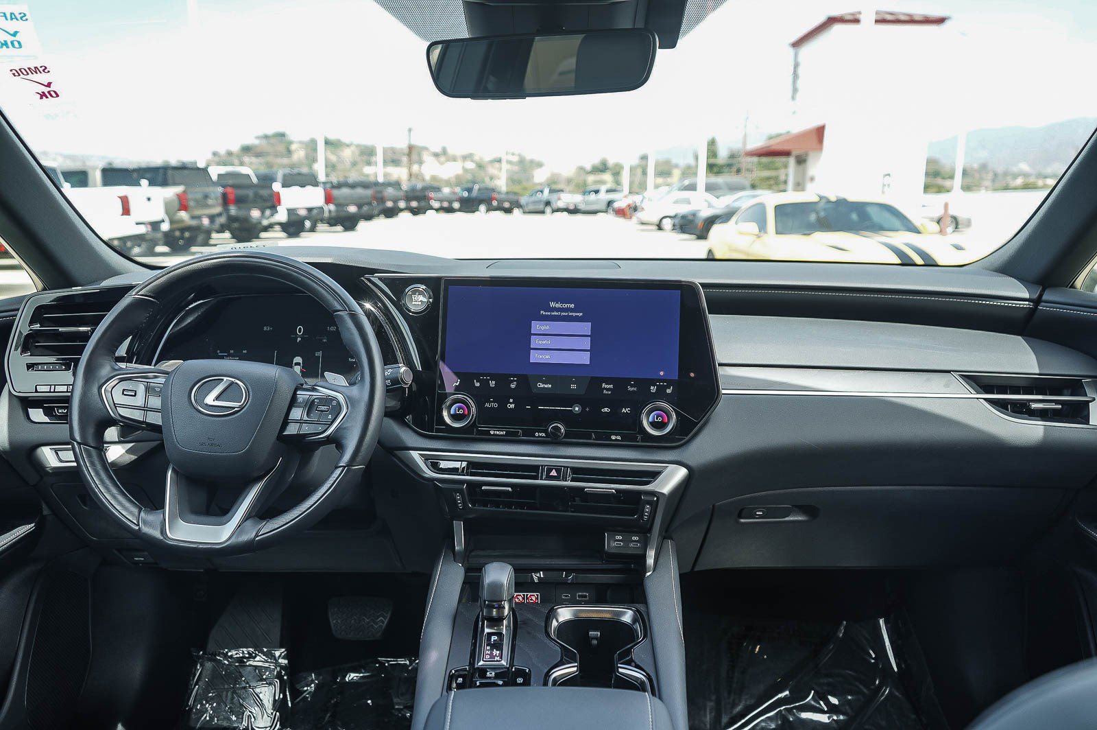 Used 2025 Lexus RX 350 Premium w/ Accessory Package (Z1) FWD image 13