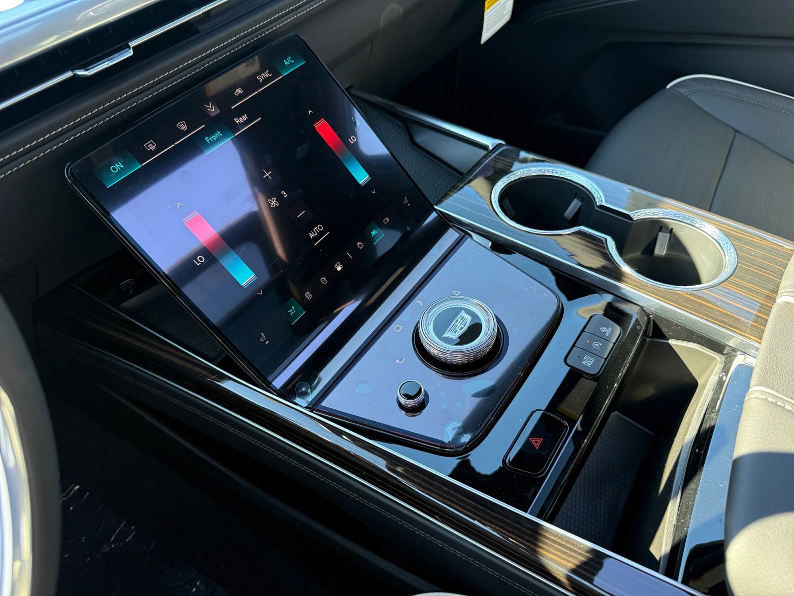 New 2026 Cadillac Escalade ESV Luxury w/ Touring Package image 13