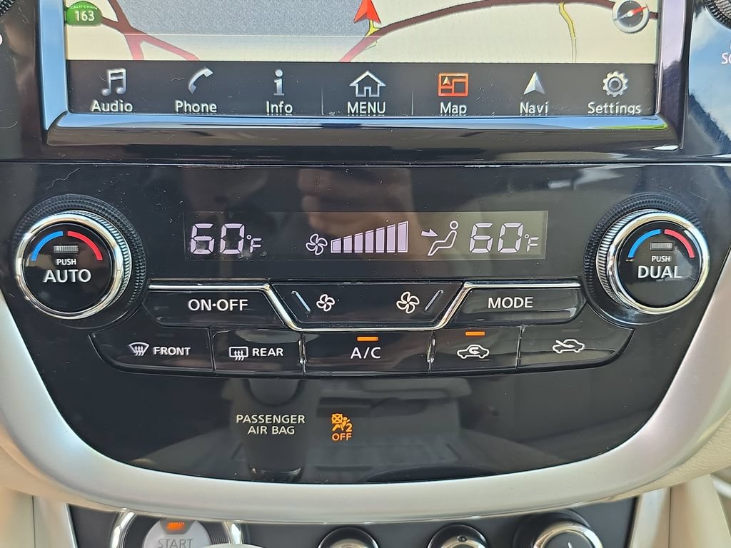 Used 2015 Nissan Murano Platinum FWD image 27