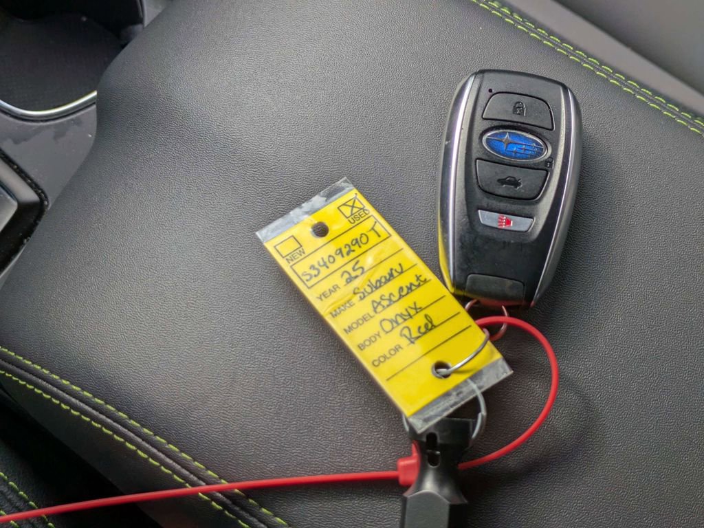 Certified 2025 Subaru Ascent Onyx Edition w/ Onyx Package image 37