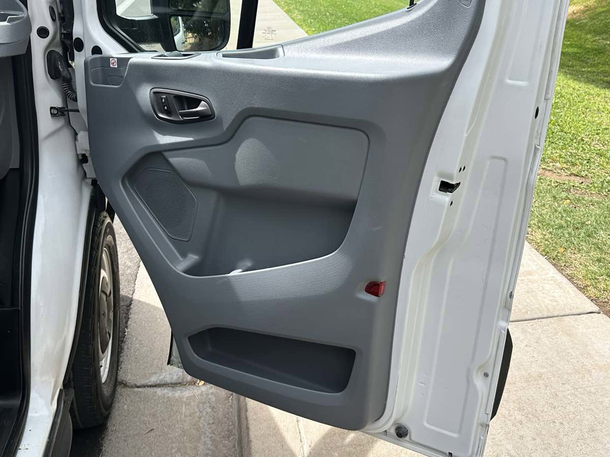 Used 2019 Ford Transit 350 148 Medium Roof image 31