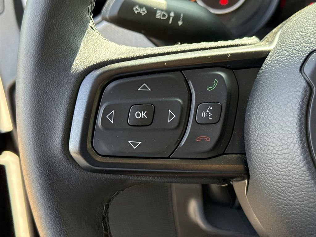 Used 2025 Jeep Wrangler Unlimited Sport AWD/4WD image 32