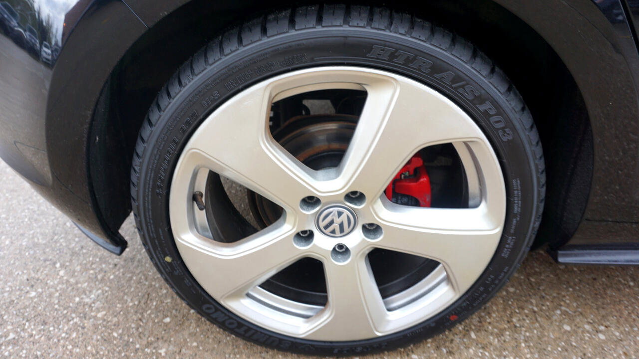 Used 2017 Volkswagen GTI S image 28