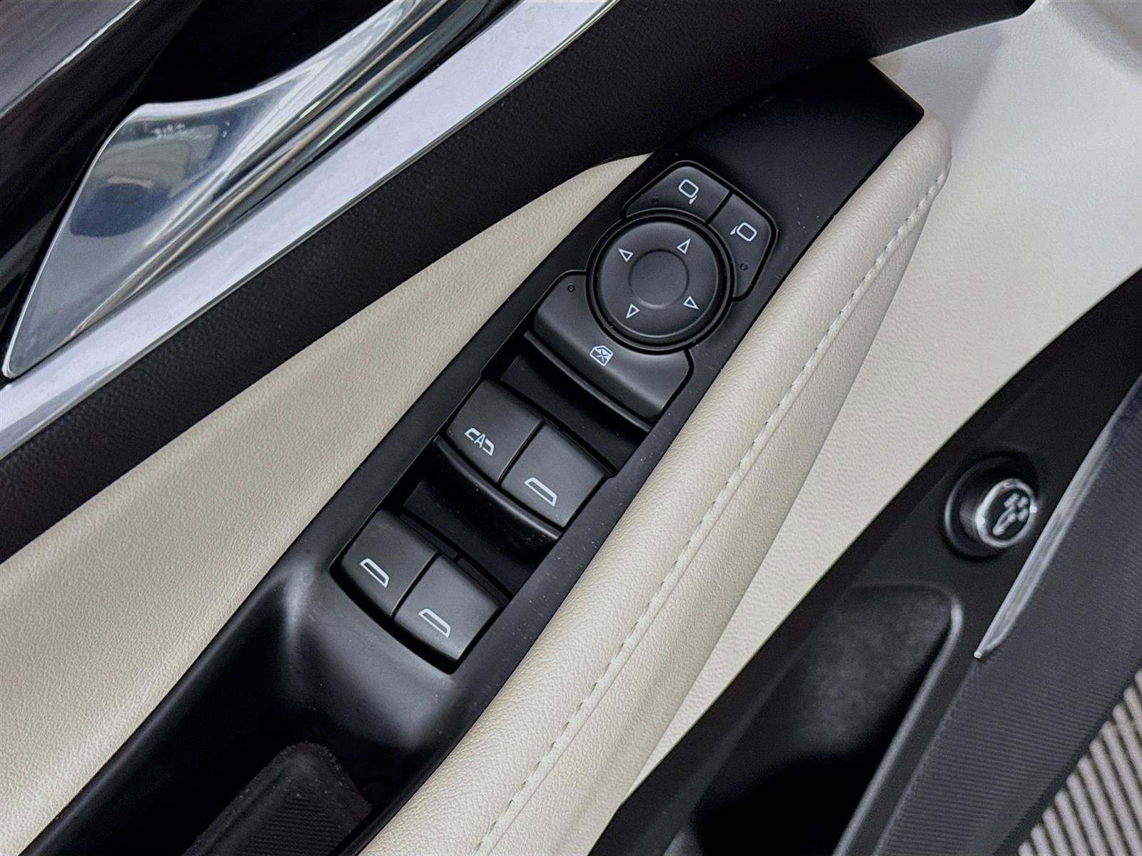 Certified 2023 Buick Enclave Essence w/ Experience Buick Package image 19