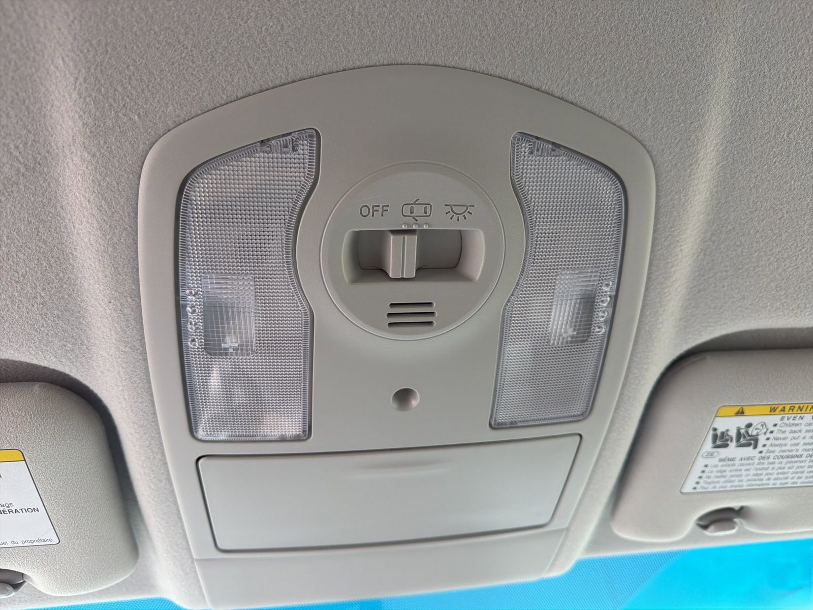 Used 2014 Toyota Prius Three image 18