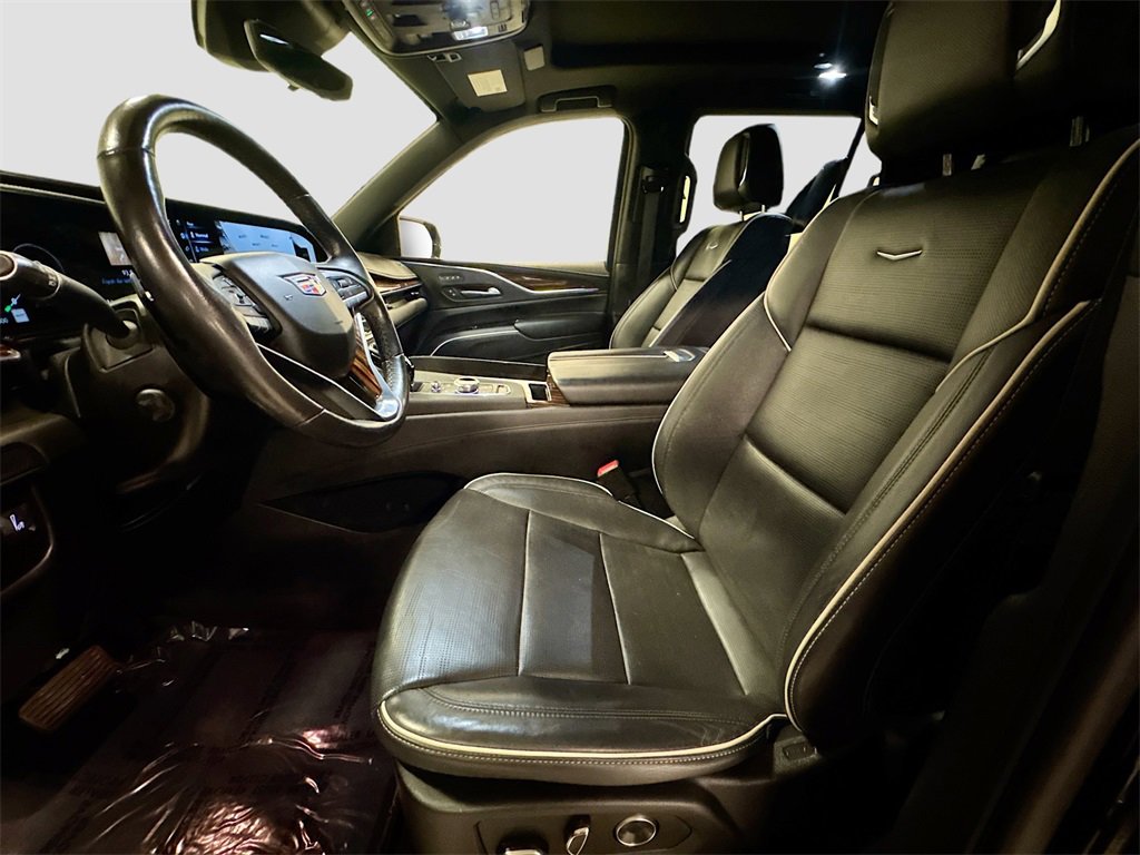 Used 2021 Cadillac Escalade Premium Luxury image 8