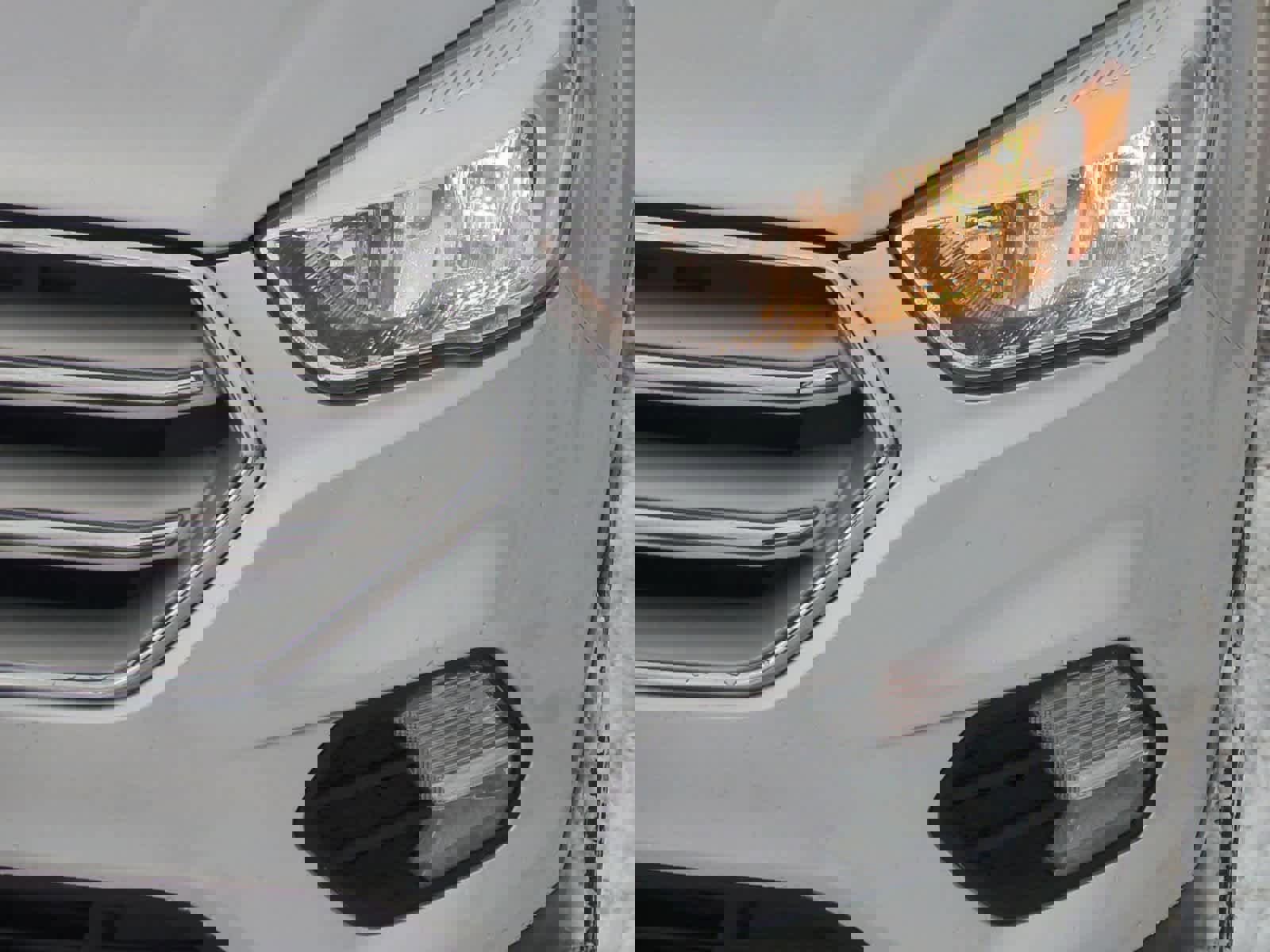 Used 2018 Ford Escape SE image 11