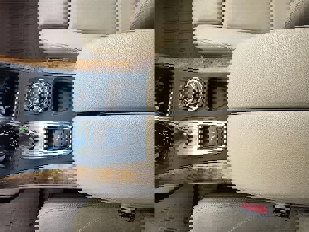 Used 2010 BMW X5 xDrive35d image 21