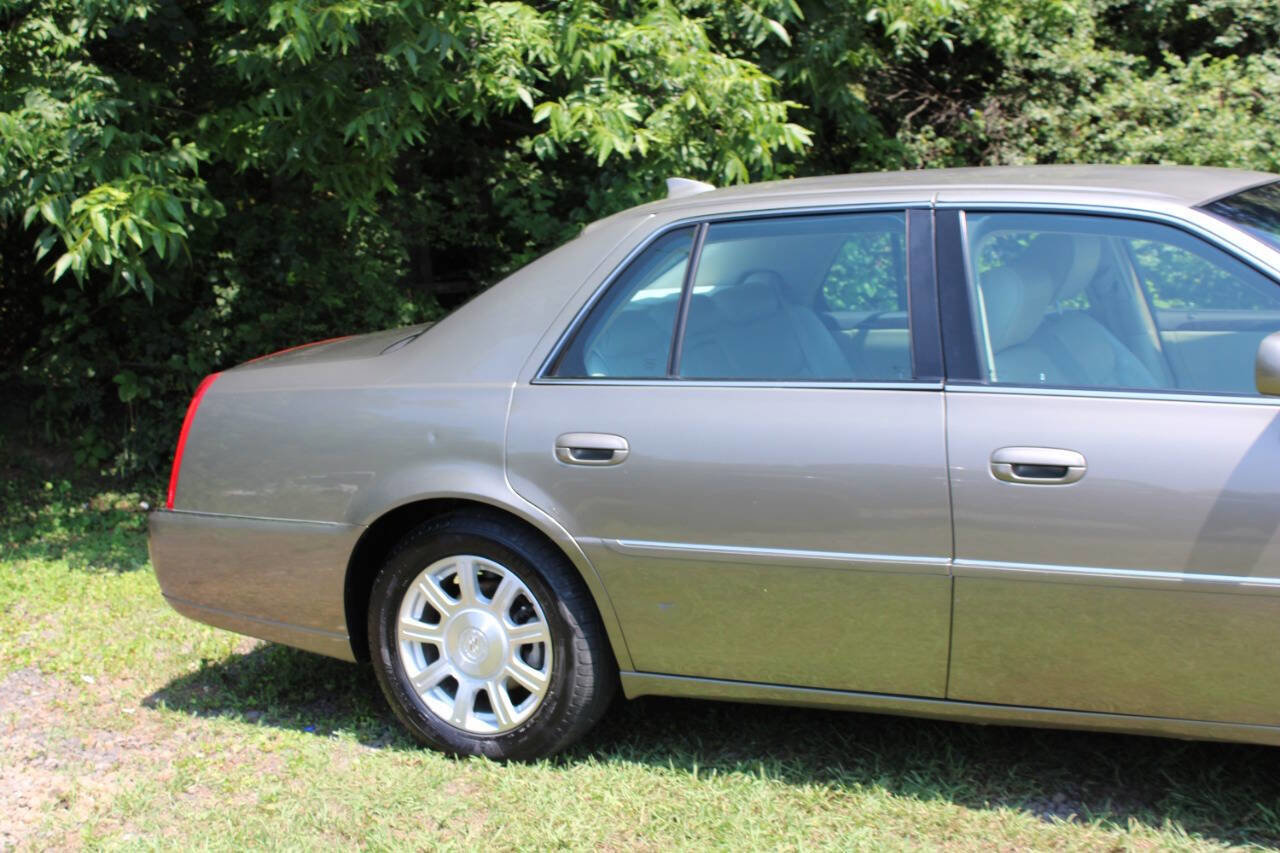 Used 2011 Cadillac DTS image 5