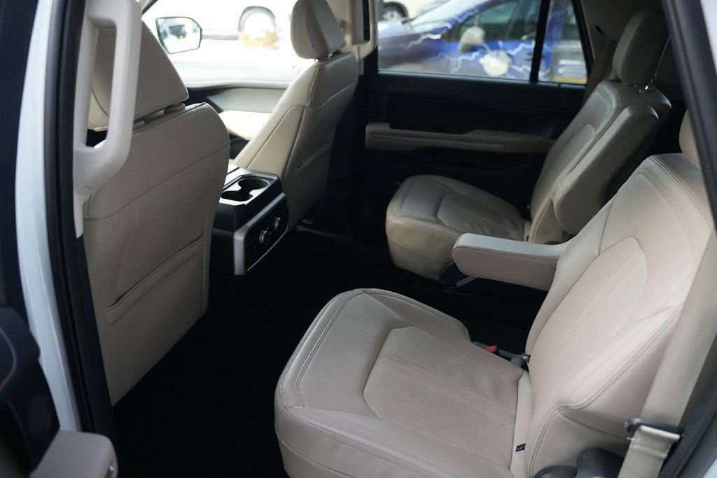 Used 2024 Ford Expedition Max Limited image 45