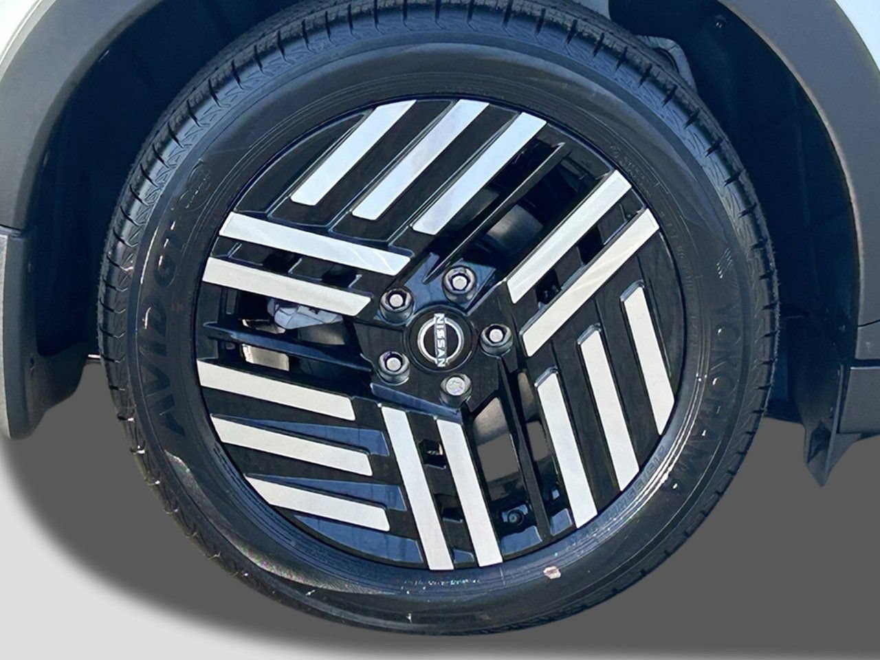 New 2026 Nissan Leaf SV+ w/ Illuminated Package FWD image 7