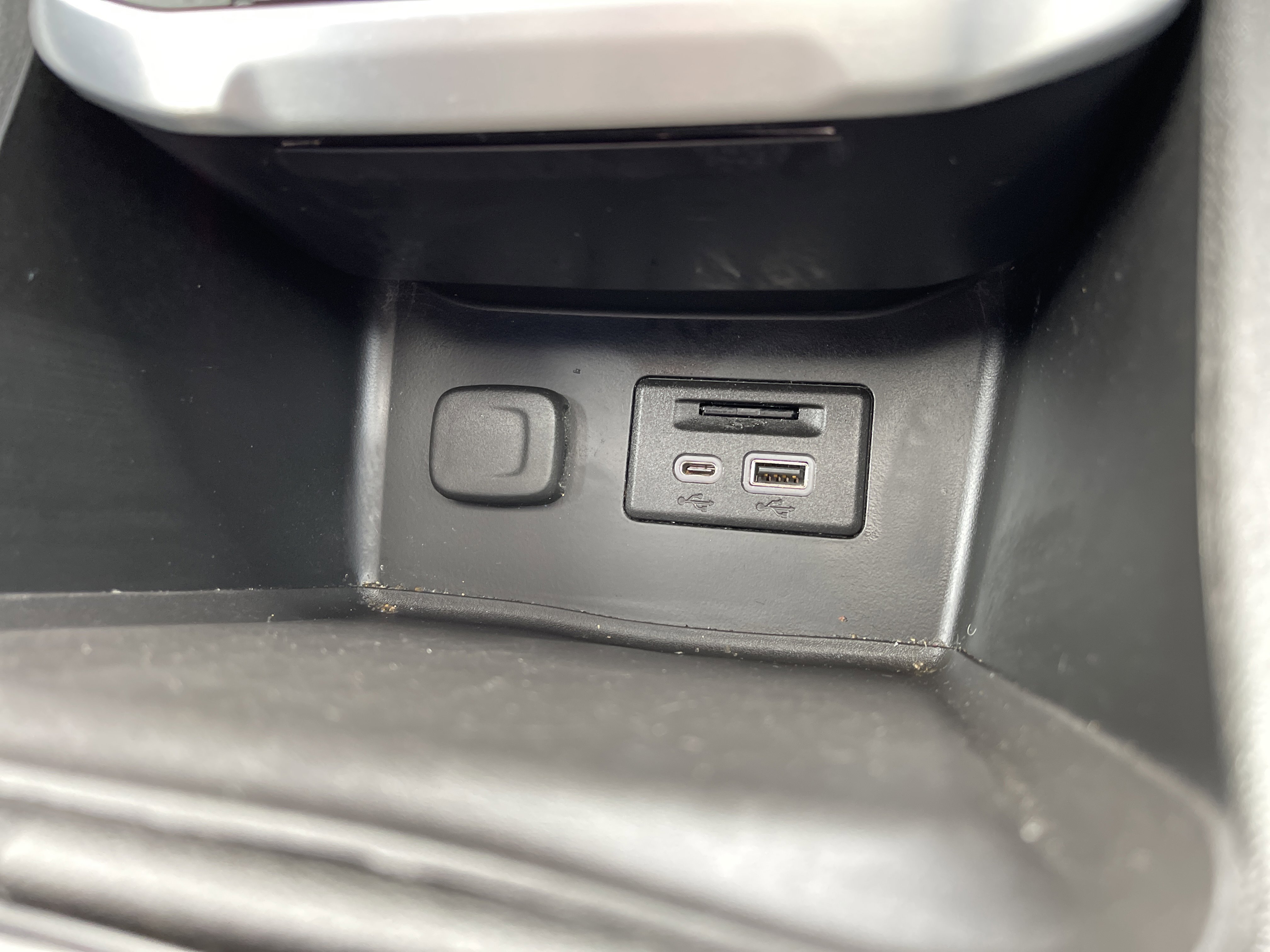 Used 2020 GMC Acadia SLT image 32